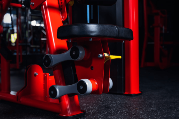 Diverging Lat Pulldown - Image 9